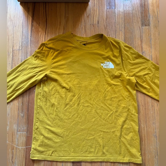 The North Face Long Sleeve Size XL - Picture 2 of 4